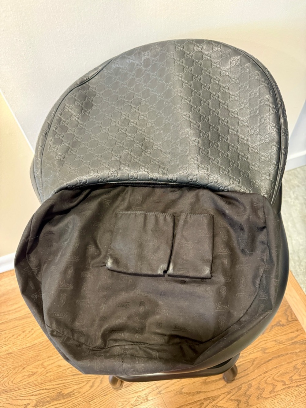 Gucci Guccissima Black Leather Hobo Bag - Authentic - Picture 9 of 10